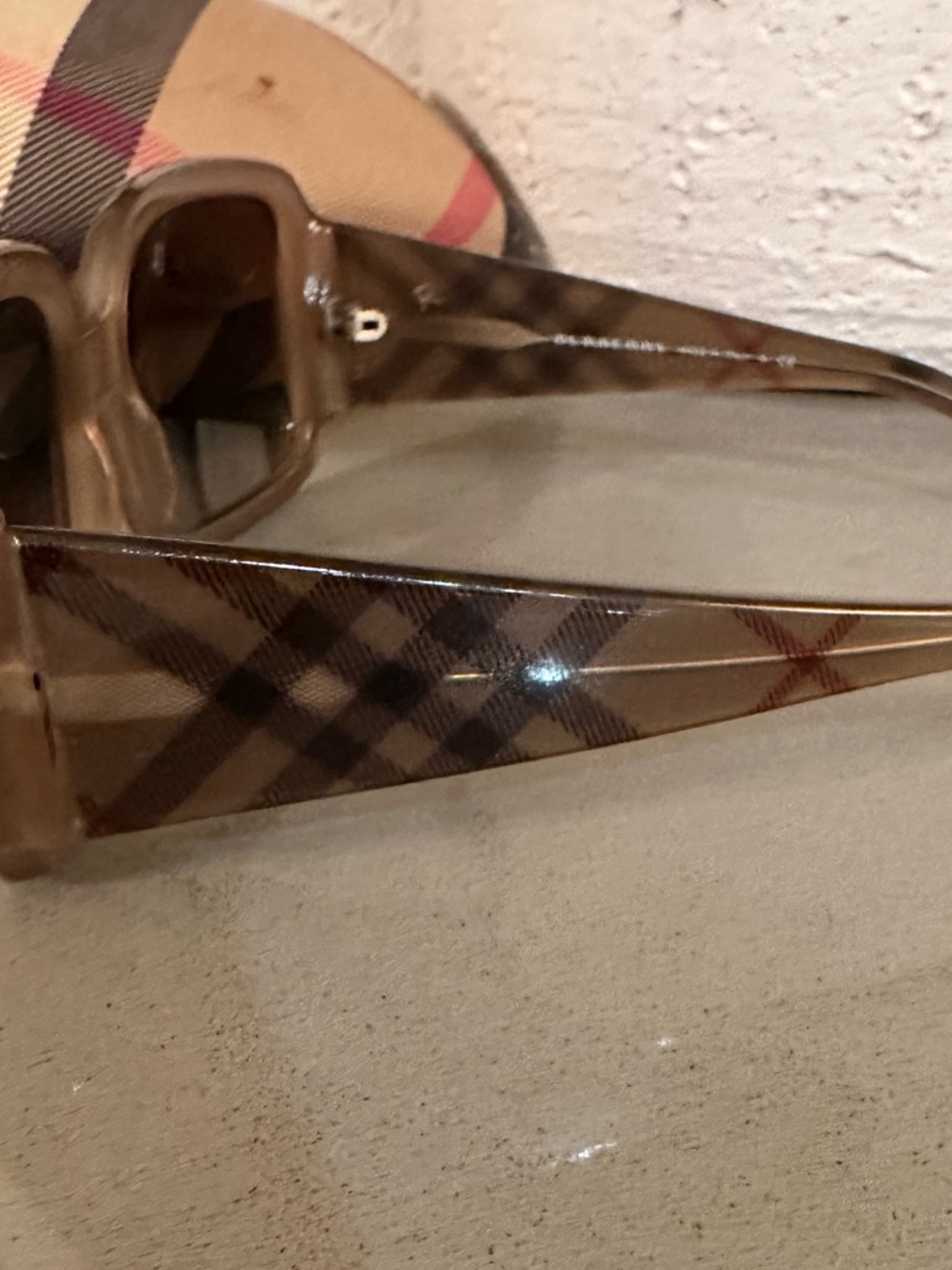 Burberry Brown Translucent Oversized Square Sunglasses - Picture 4 of 11